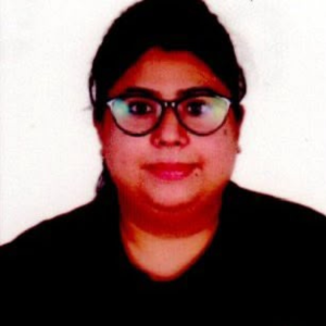 Dr Pooja Chauhan Oral and Maxillofacial Surgeon in andheri west curis life clinic